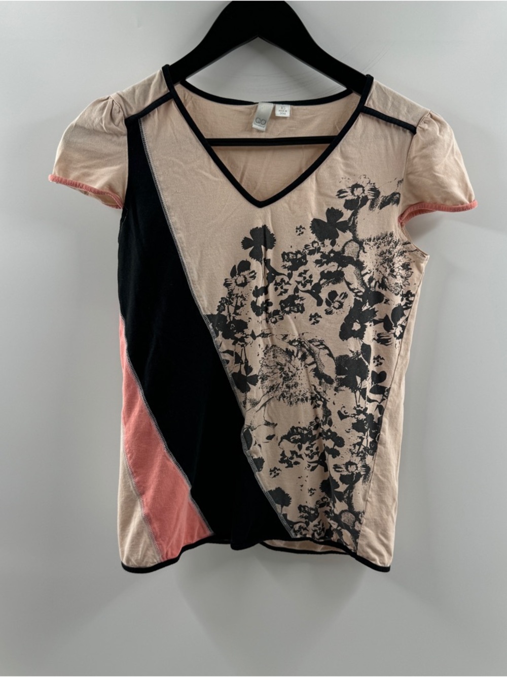 Go International Y2K Abstract Colorblock Top – Women’s XS